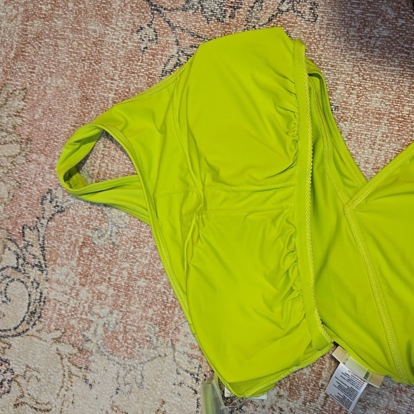 Michael Kors Lime One Shoulder Full Coverage One Piece Swimsuit - Size 10 - Picture 7 of 8